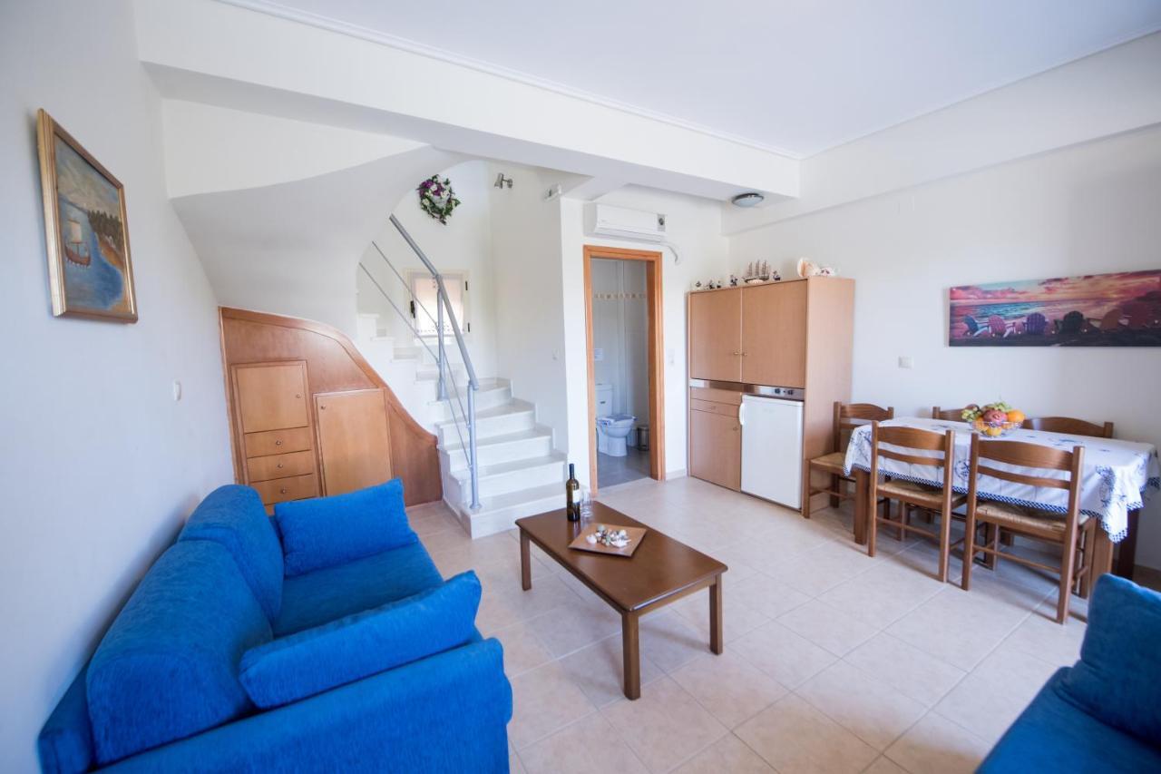 Manoleas Villas - Apartment 4 Stoúpa Extérieur photo