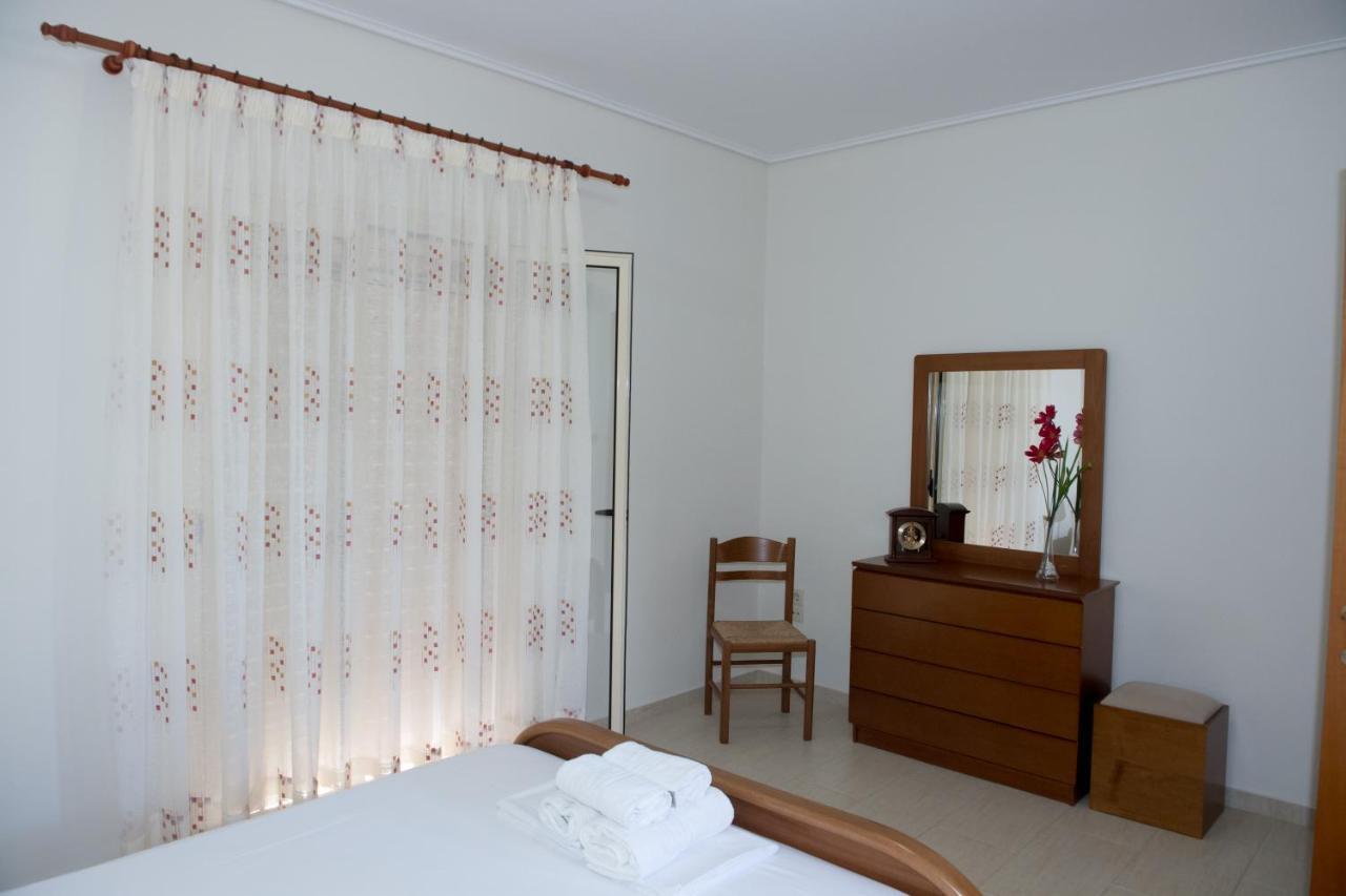 Manoleas Villas - Apartment 4 Stoúpa Extérieur photo