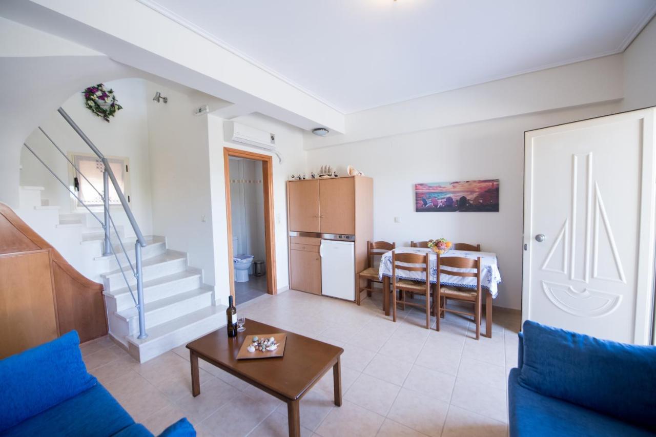 Manoleas Villas - Apartment 4 Stoúpa Extérieur photo